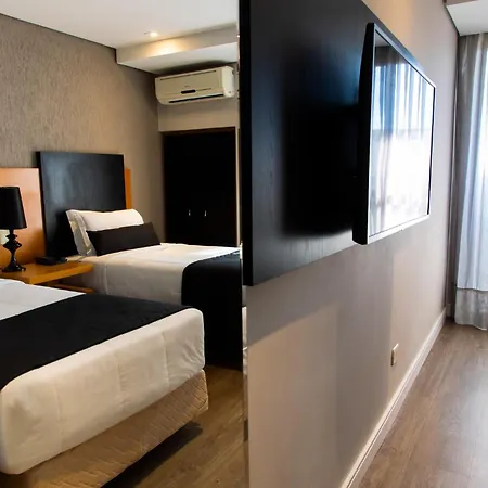Slaviero Curitiba Batel Hotel Exterior photo
