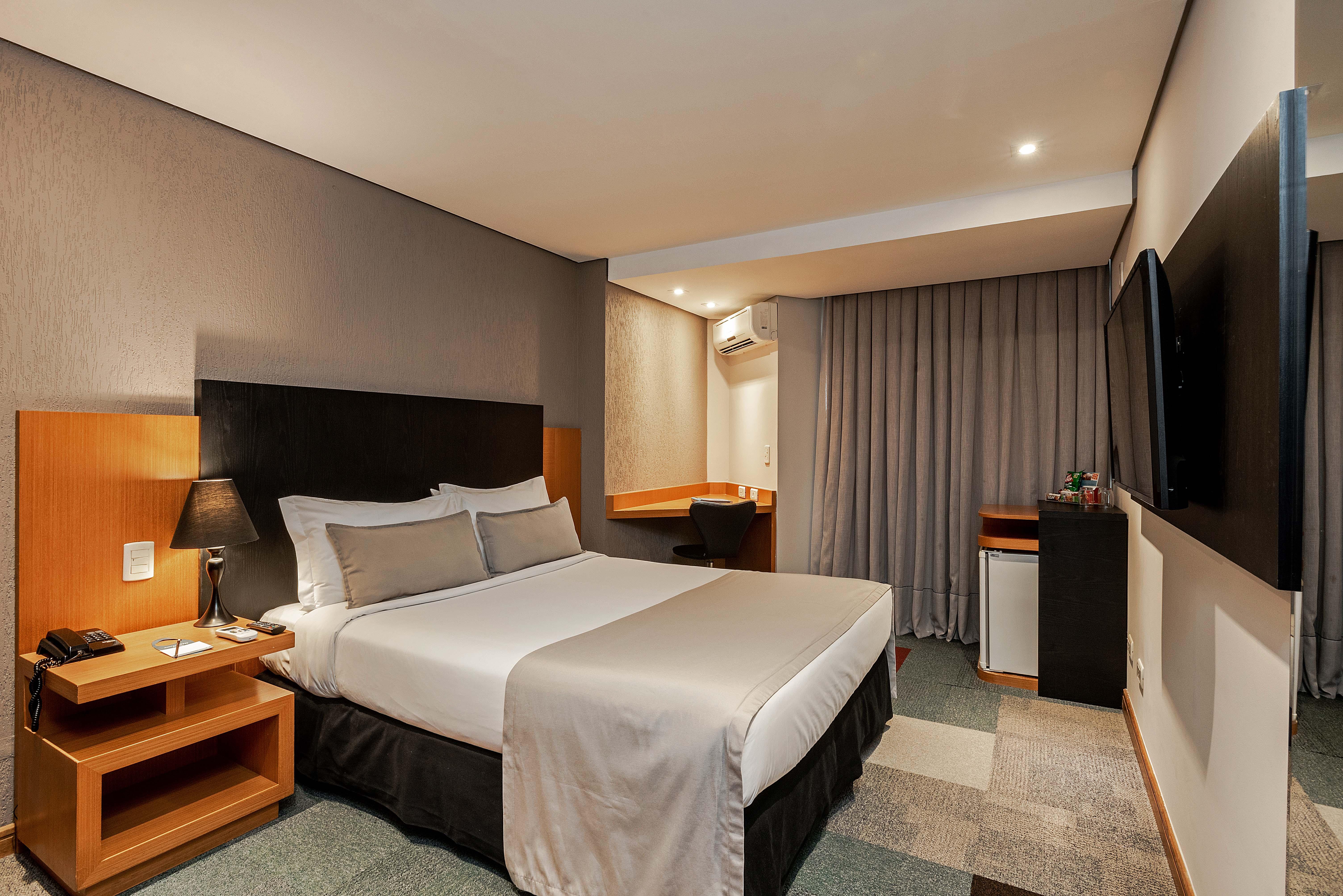 Hotel Slaviero Batel 4*