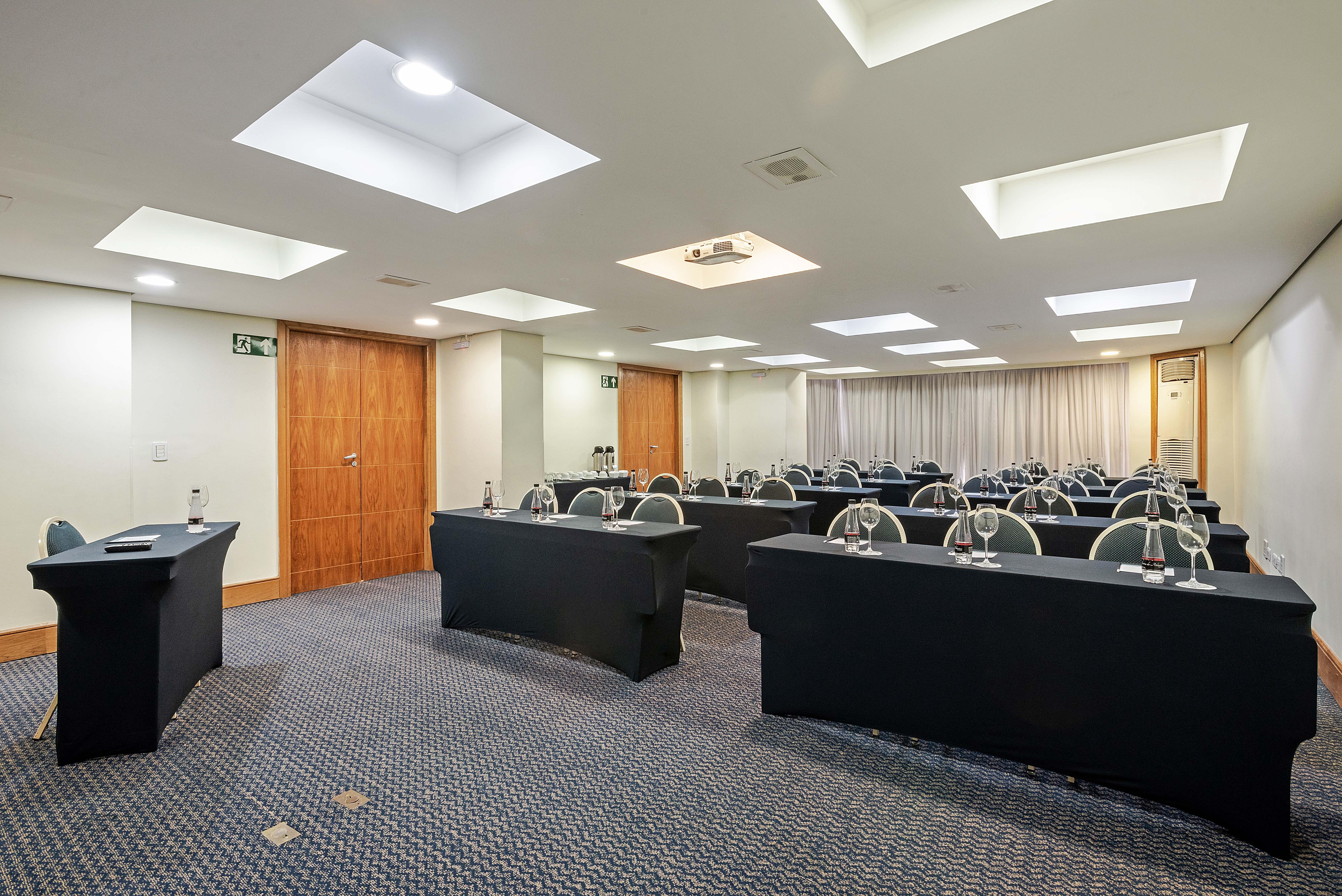 Hotel Slaviero Batel 4*