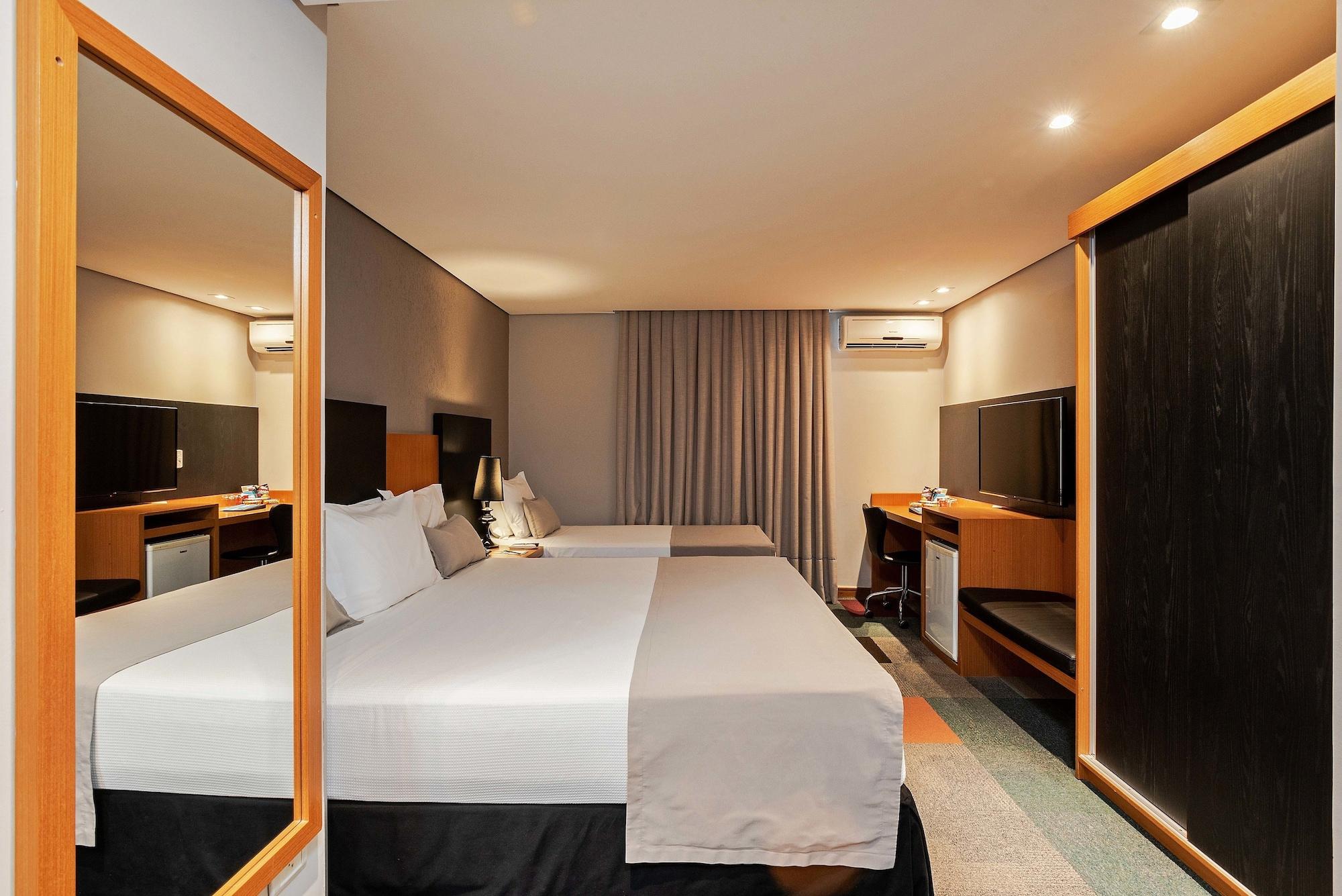 Hotel Slaviero Batel 4*