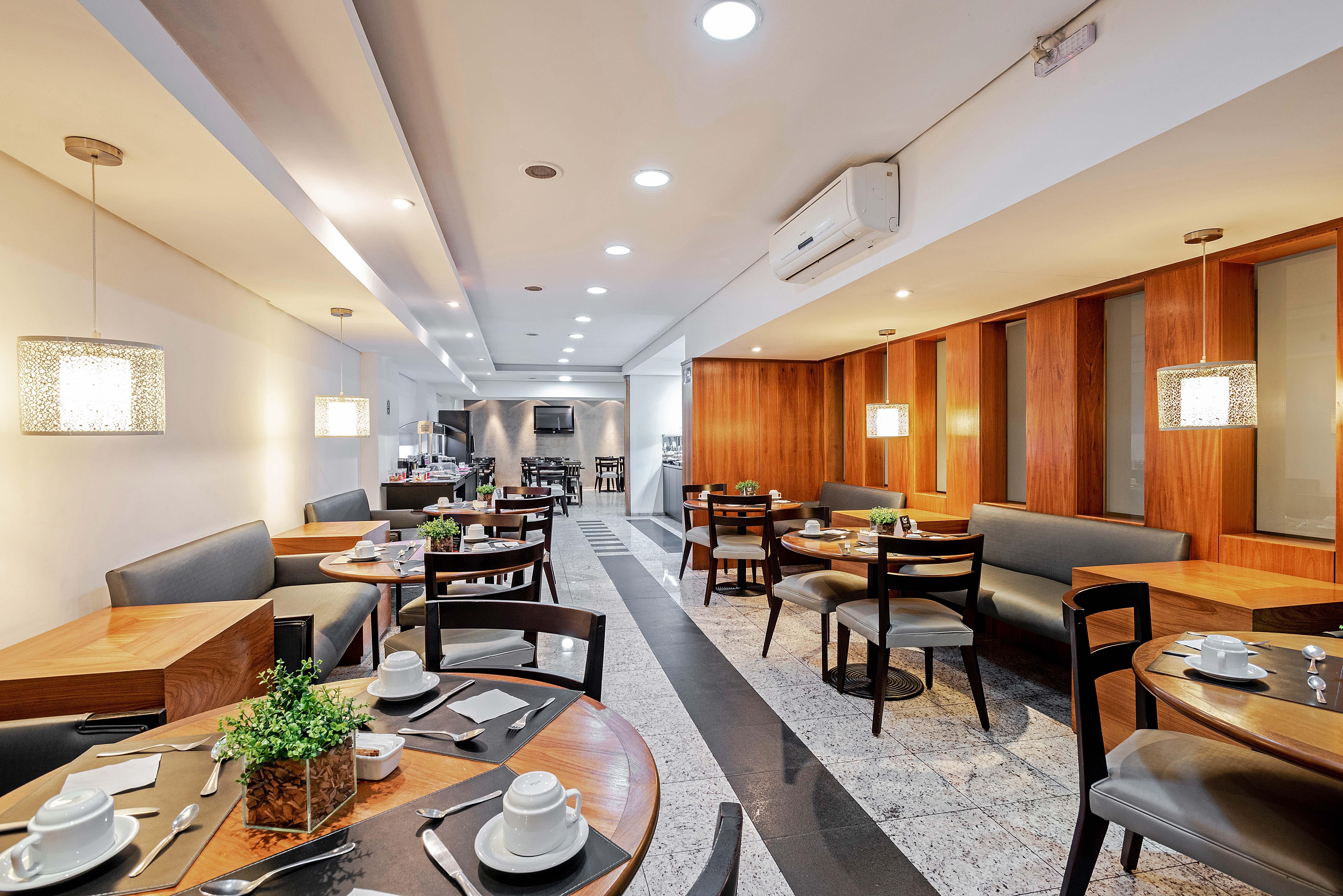 Hotel Slaviero Batel 4*